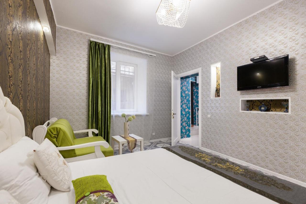 Apartments Leopolli Near Opera House Lemberg Exterior foto